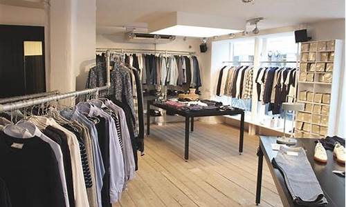 30平方米服装店装修-30平米服装店面装修